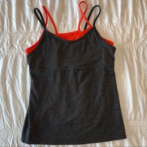 Women’s GapFit workout tank top w/ attached sports bra